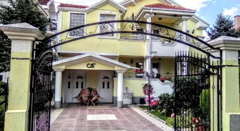 Villa Kraljevski Куманово Экстерьер фото